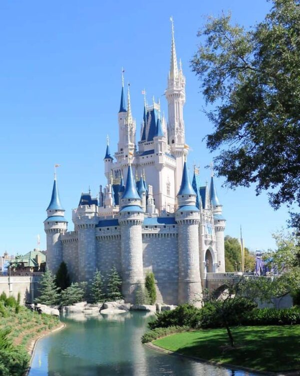 Disney World Cinderella's castle