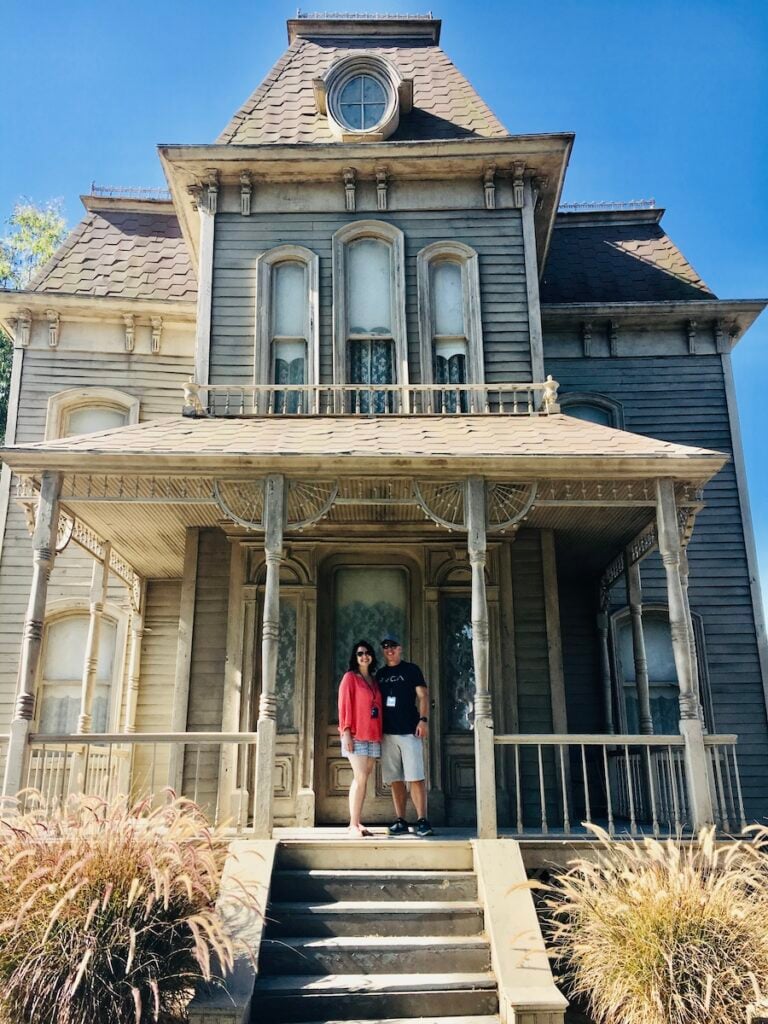 Heather & Dave in front of the Bate's Motel house.